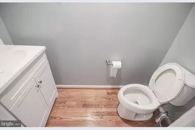 6611 Rosecroft Place, Falls Church, VA 22043 - Photo 23