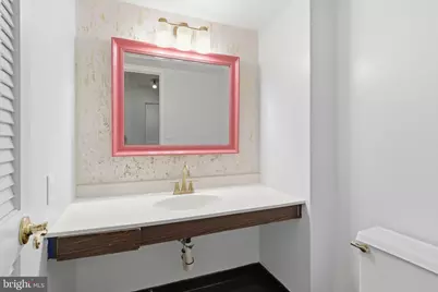 8340 Greensboro Drive #106, McLean, VA 22102 - Photo 13