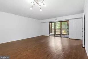 8340 Greensboro Dr, McLean, VA 22102 - Photo 7