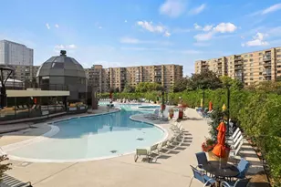 8340 Greensboro Dr, McLean, VA 22102 - Photo 27