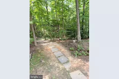 5918 Cove Landing Road #202, Burke, VA 22015 - Photo 3