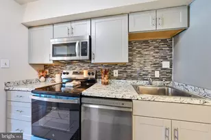 3815 Burlingame Pl, Alexandria, VA 22309 - Photo 11
