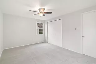 13143 Melville Ln, Fairfax, VA 22033 - Photo 23