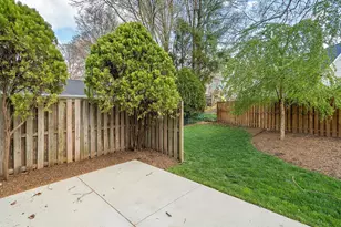 13143 Melville Ln, Fairfax, VA 22033 - Photo 31