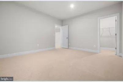 7505 Magarity Road, Falls Church, VA 22043 - Photo 57
