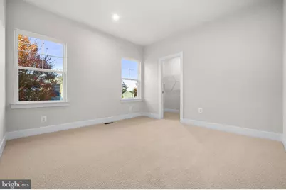 7505 Magarity Road, Falls Church, VA 22043 - Photo 45