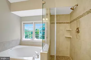5807 Clapham Rd, Alexandria, VA 22315 - Photo 19