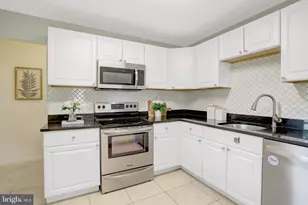 8824 Jandell Rd, Lorton, VA 22079 - Photo 13