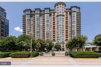 8220 Crestwood Drive #1215, McLean, VA 22102 - Photo 1