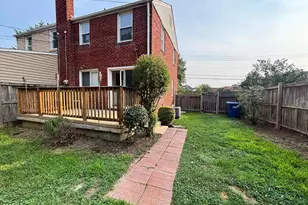2705 Fort Dr, Alexandria, VA 22303 - Photo 27