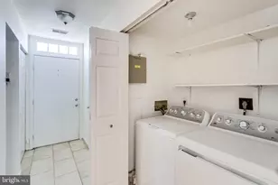 9977 Capperton Dr, Oakton, VA 22124 - Photo 25