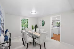 2284 Dosinia Ct, Reston, VA 20191 - Photo 15