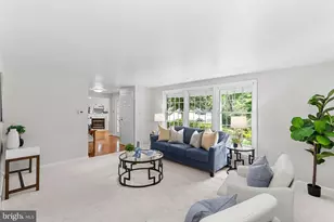 2284 Dosinia Ct, Reston, VA 20191 - Photo 11