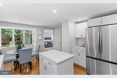 2284 Dosinia Court, Reston, VA 20191 - Photo 25