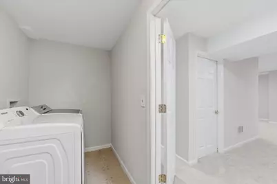 15094 Wetherburn Drive, Centreville, VA 20120 - Photo 51