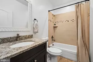 11434 Park Dr, Fairfax, VA 22030 - Photo 37