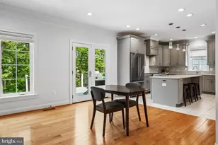 11434 Park Dr, Fairfax, VA 22030 - Photo 9