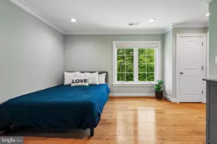 11434 Park Dr, Fairfax, VA 22030 - Photo 27