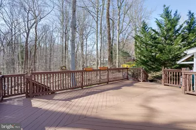 7117 Hadlow Court, Springfield, VA 22152 - Photo 7