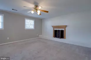 7117 Hadlow Ct, Springfield, VA 22152 - Photo 27