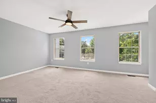 6920 Hovingham Ct, Centreville, VA 20121 - Photo 13
