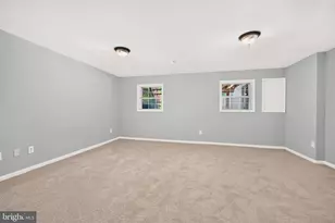6920 Hovingham Ct, Centreville, VA 20121 - Photo 19