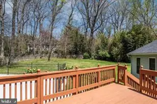 2725 Oldewood Dr, Falls Church, VA 22043 - Photo 33