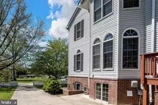 2725 Oldewood Dr, Falls Church, VA 22043 - Photo 31