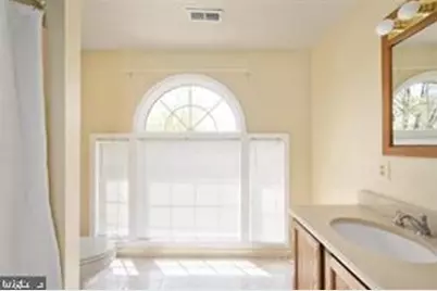 2725 Oldewood Drive, Falls Church, VA 22043 - Photo 21