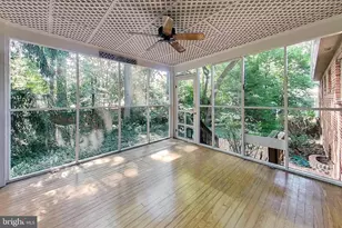 3159 Patrick Henry Dr, Falls Church, VA 22044 - Photo 11