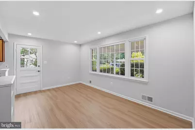 6922 Sydenstricker Road, Springfield, VA 22152 - Photo 9