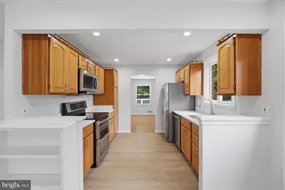 6922 Sydenstricker Road, Springfield, VA 22152 - Photo 13