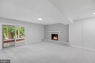 6922 Sydenstricker Rd, Springfield, VA 22152 - Photo 43