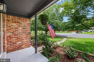 15209 General Stevens Ct, Chantilly, VA 20151 - Photo 5
