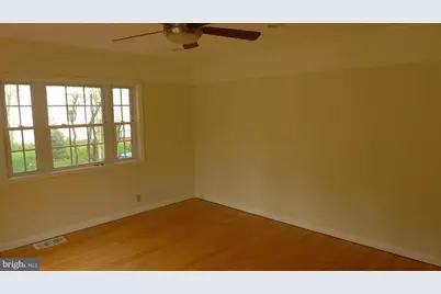 6301 Evermay Drive, McLean, VA 22101 - Photo 5