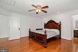 5045 Worthington Woods Way, Centreville, VA 20120 - Photo 23
