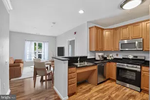 8970 Fascination Ct, Lorton, VA 22079 - Photo 5