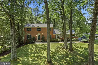 10811 Midsummer Drive, Reston, VA 20191 - Photo 3