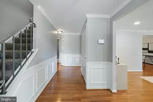 14564 Woodland Ridge Dr, Centreville, VA 20121 - Photo 5