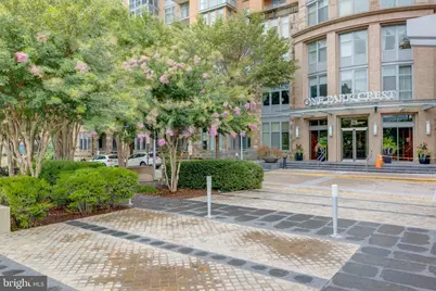 8220 Crestwood Heights Drive #614, McLean, VA 22102 - Photo 3