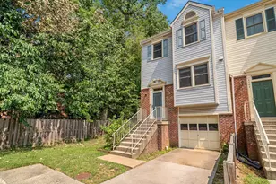 3701 Roxbury Ln, Alexandria, VA 22309 - Photo 3