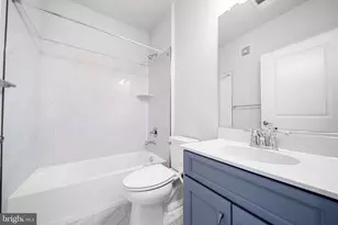 3927 Fair Ridge Dr, Fairfax, VA 22033 - Photo 15