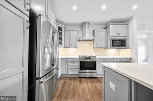 3927 Fair Ridge Dr, Fairfax, VA 22033 - Photo 5