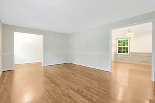 8005 Candlewood Dr, Alexandria, VA 22306 - Photo 5