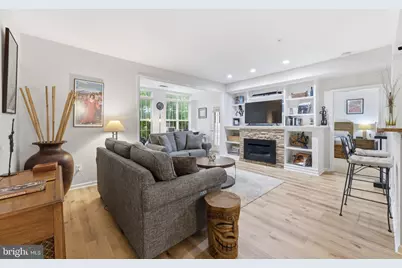 7712 Haynes Point Way #B, Alexandria, VA 22315 - Photo 3