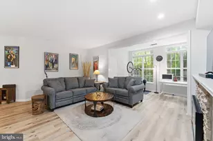 7712 Haynes Point Way, Alexandria, VA 22315 - Photo 5