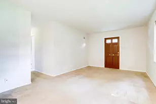 1922 Anderson Rd, Falls Church, VA 22043 - Photo 3
