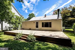 1922 Anderson Rd, Falls Church, VA 22043 - Photo 27