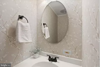 8374 Glastonbury Court, Annandale, VA 22003 - Photo 15
