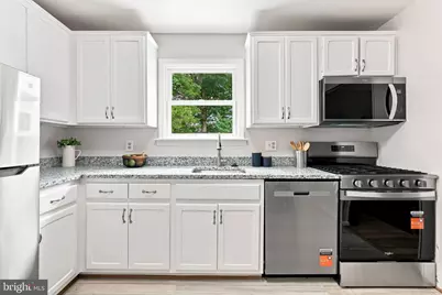 14833 Cranoke Street, Centreville, VA 20120 - Photo 13
